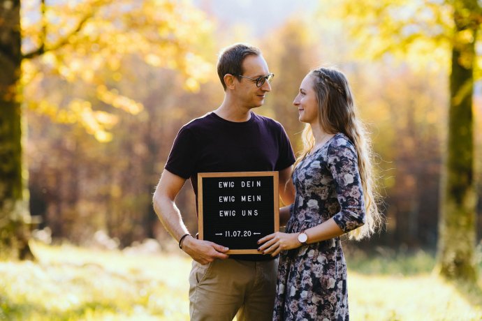 Paarfotografie für Hochzeitseinladungen